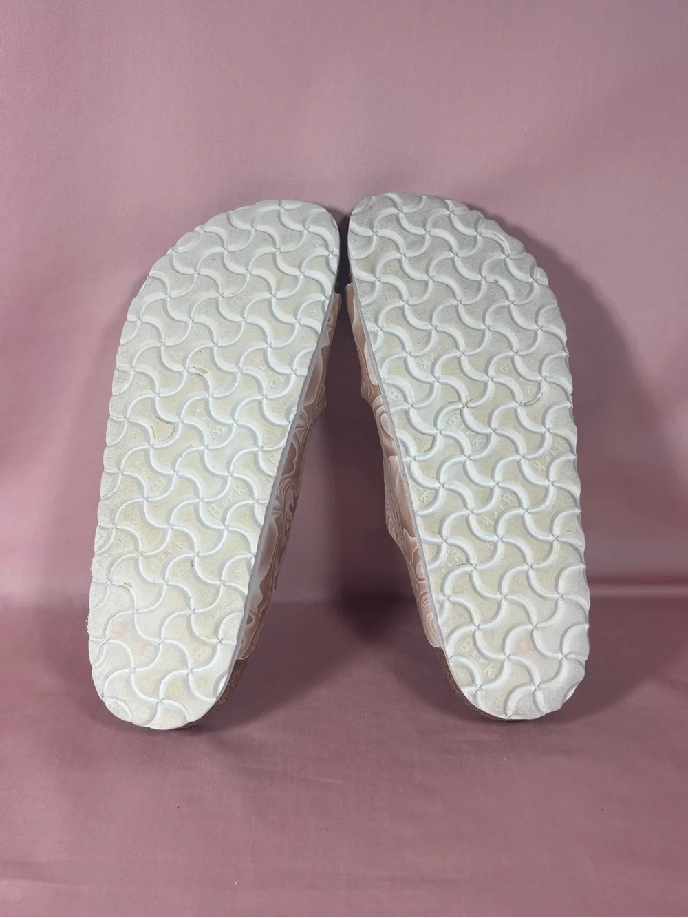 Birkenstock Arizona Birko-flor Marble Swirl Tan/White Sandals W's 38/US 7 - 7.5